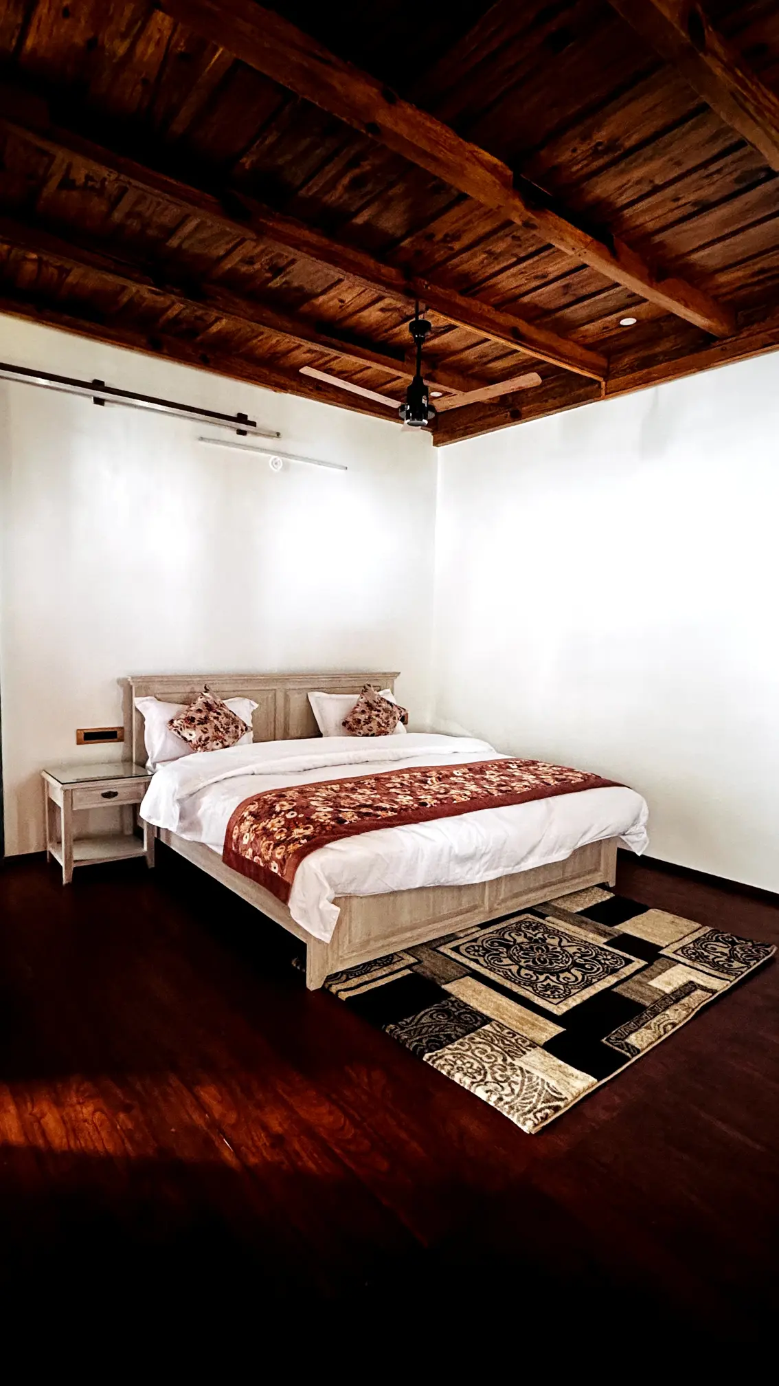 French white bedroom at hotel Amber Himalayas